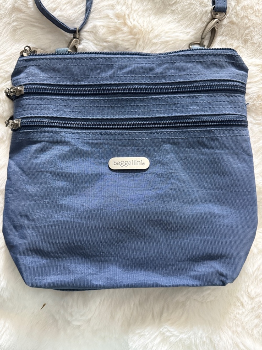 Baggallini Blue Crossbody Bag with Silver Hardware